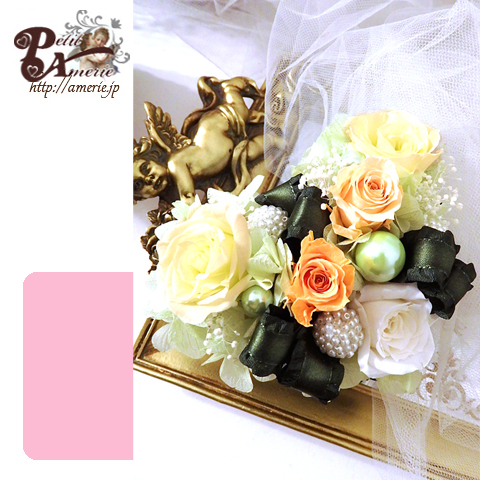 プリザーブドフラワー　ローズいっぱいのハートアレンジ