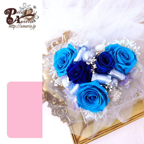 プリザーブドフラワー　ローズいっぱいのハートアレンジ